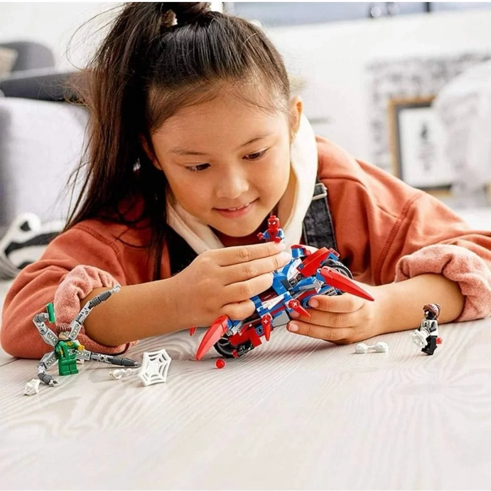 LEGO Marvel Spider-Man vs. Doc Ock 76148 Playset. Collectible.
